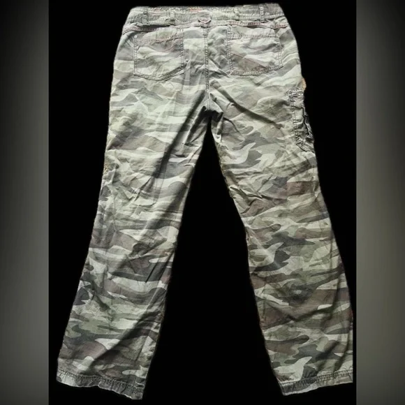 Camo pants - Picture 2 of 7